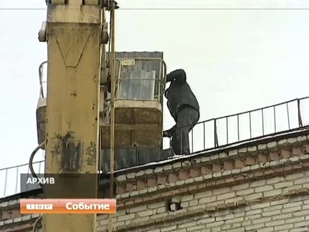 Крышу ремонтировали по принципу «старый лист сняли, новый положили»