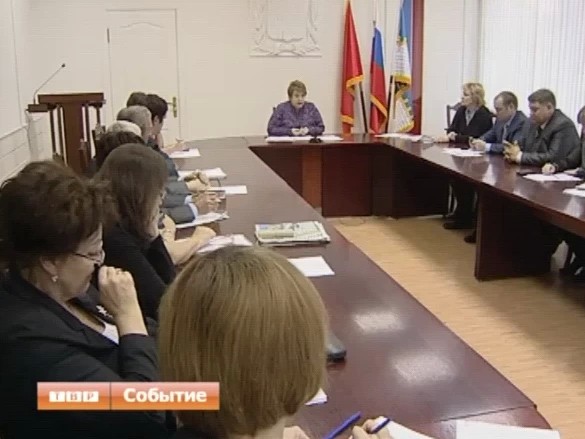 На координационном совете по делам молодежи подвели итоги летней трудовой программы для подростков