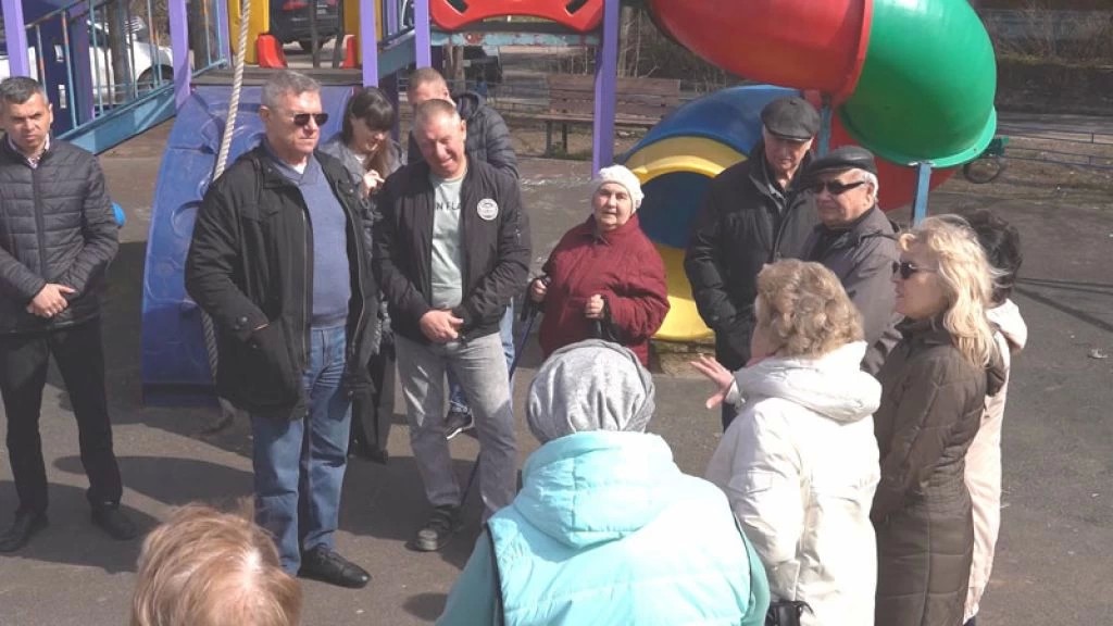 «Специальный репортаж». Константин Негурица провёл несколько встреч на территории своего избирательного округа