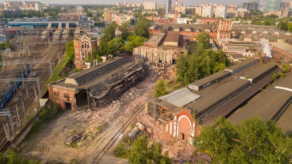 «Абрамцево» требует остановить снос завода Саввы Мамонтова