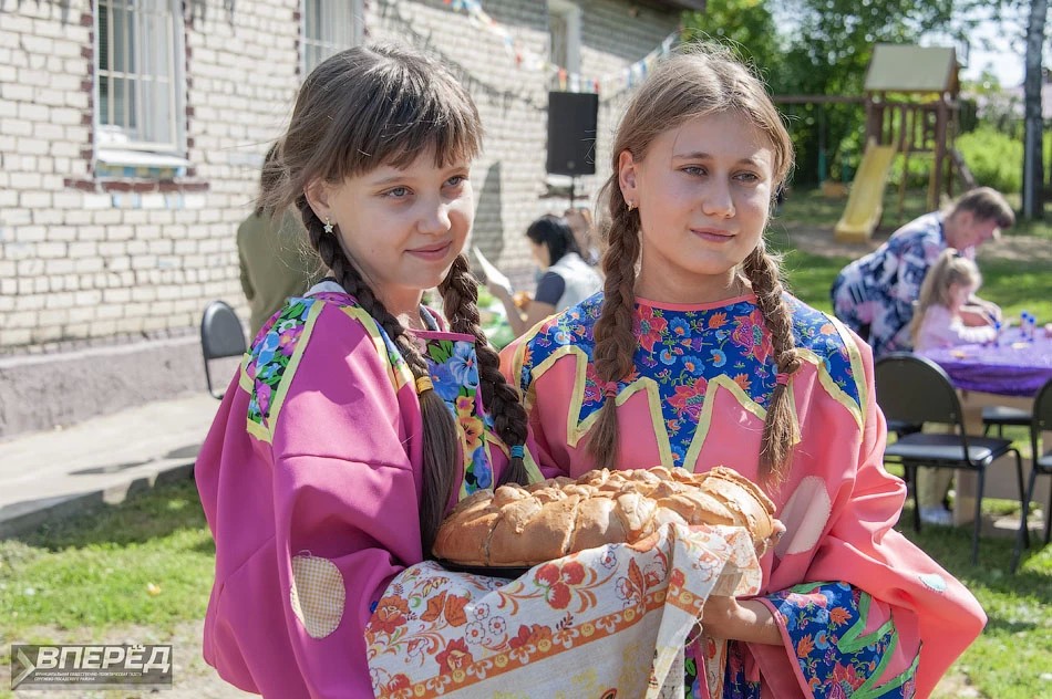 «Тураковский пирог»: кулинарная битва в сельском ДК