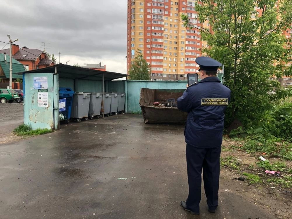 Более 600 нарушений в содержании контейнерных площадок пресечено Госадмтехнадзором в Сергиево-Посадском го с начала года