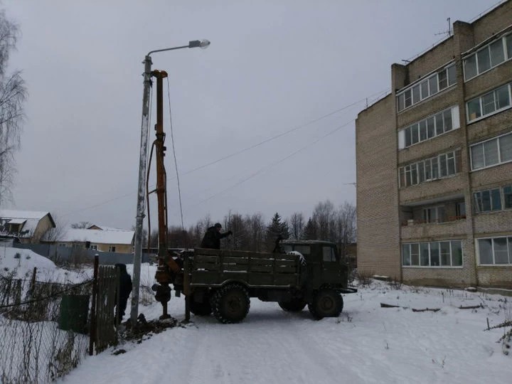 В Лесхозе проходят масштабные работы по освещению улиц