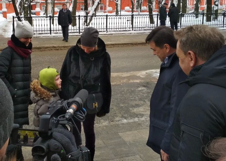 Воробьев осмотрел новую пешеходную зону в Сергиевом Посаде