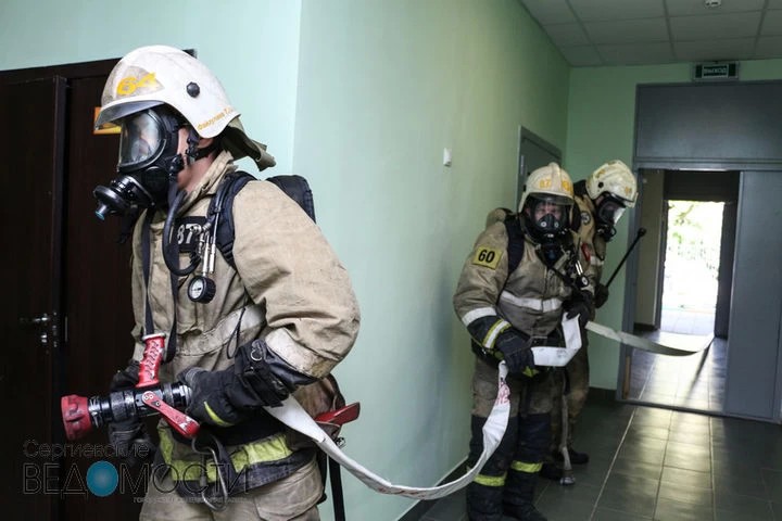 Тревога по расписанию: в учебных учреждениях начались тренировки по эвакуации