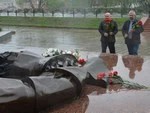 Сербы поклонились павшим