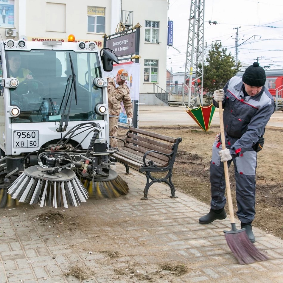Ямы заделали, Савву Мамонтова помыли