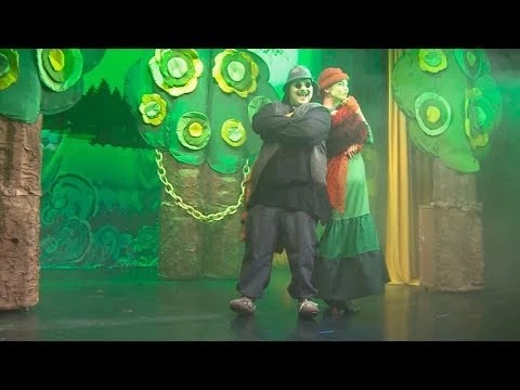 «Театральный ковчег» зажёг новогодние огни