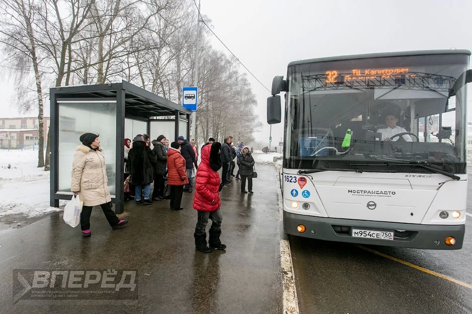 Глава округа проинспектировал работу 32-го маршрута