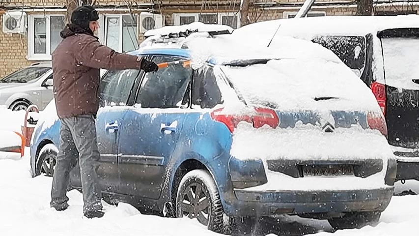 Снежный шторм приближается к Подмосковью, возможна ...гроза