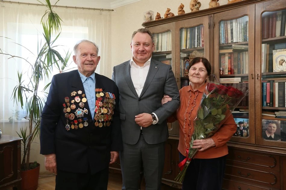 Токарев поздравил победителя