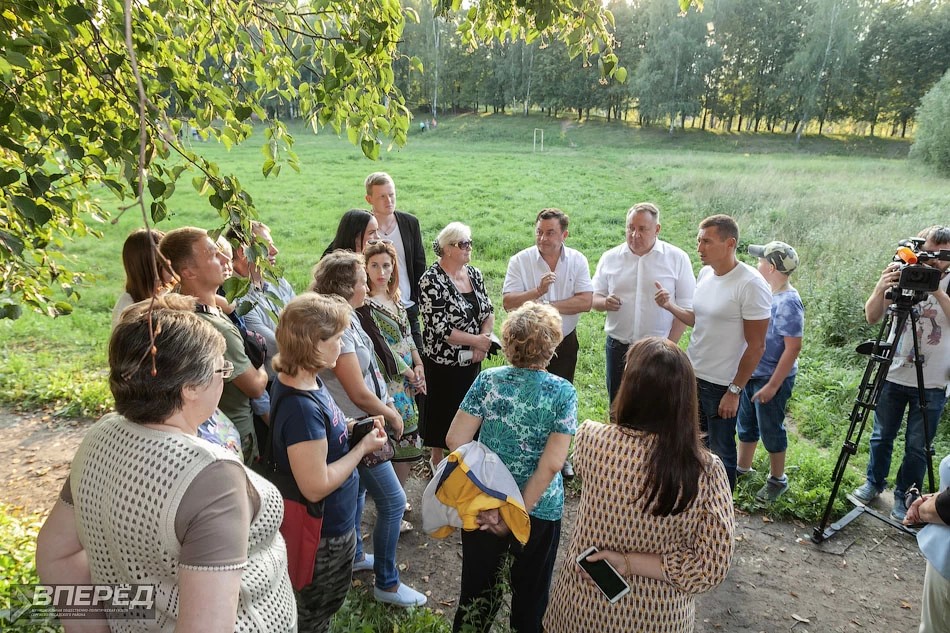 С жителями Птицеграда обсудили строительство спортплощадки