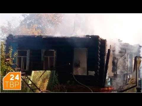 Бревенчатый дом сгорел в Семхозе