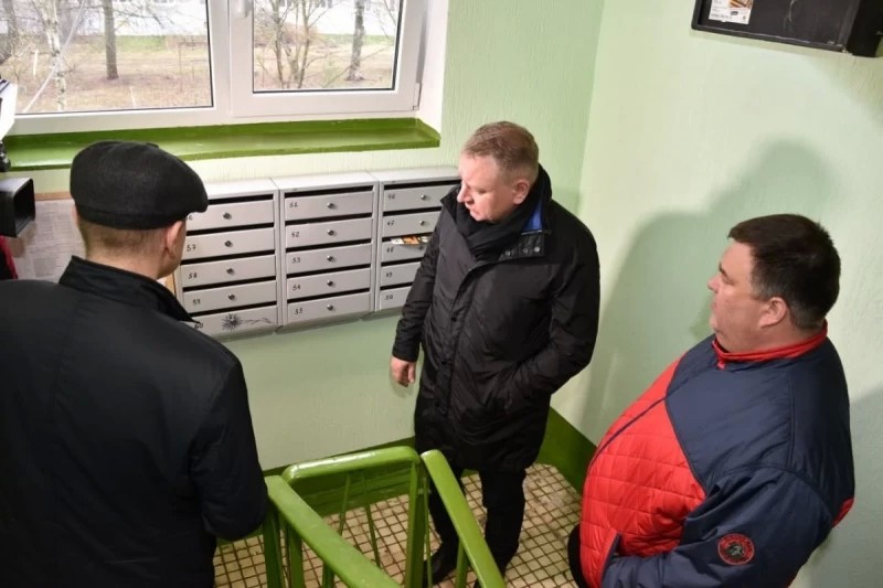 В Сергиево-Посадском округе продолжается ремонт подъездов и замена лифтов