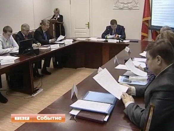 Выполнение наказов избирателей обсуждали сегодня районные власти