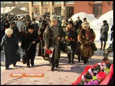 Цветы на снегу. Сегодня исполняется 11 лет со дня гибели бойцов Сергиево-Посадского ОМОНа