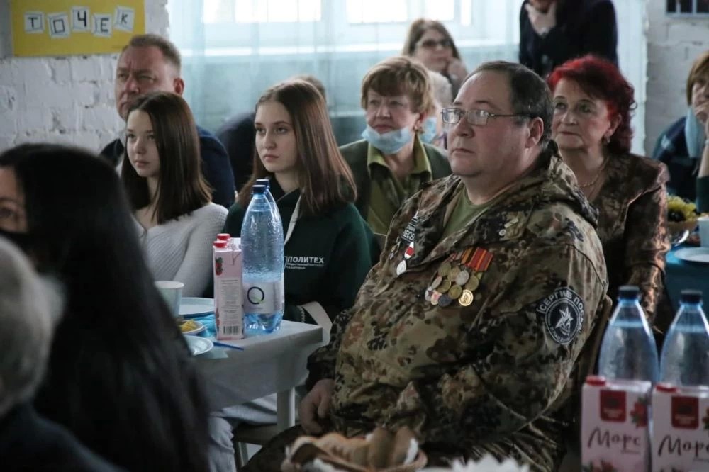 Встреча поисковиков, ветеранов, депутатов и общественников прошла в Общественной палате округа