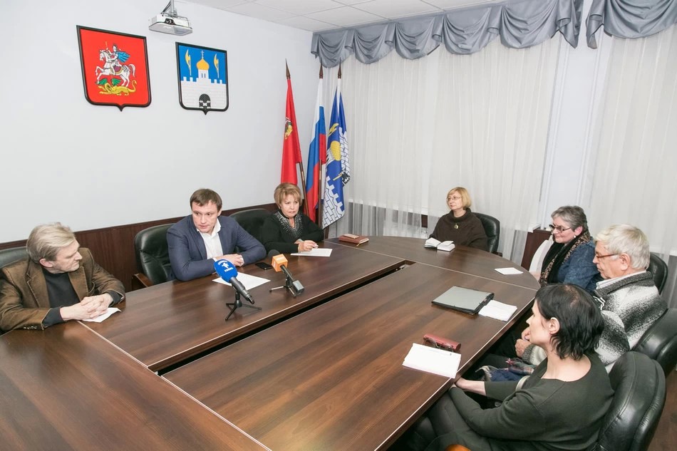 Власть и краеведы впервые поговорили