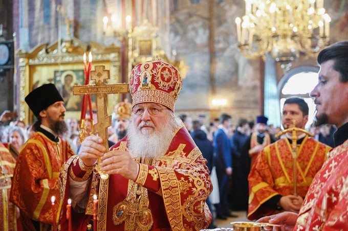 Святейший Патриарх Кирилл совершит Божественную литургию в Успенском соборе Лавры