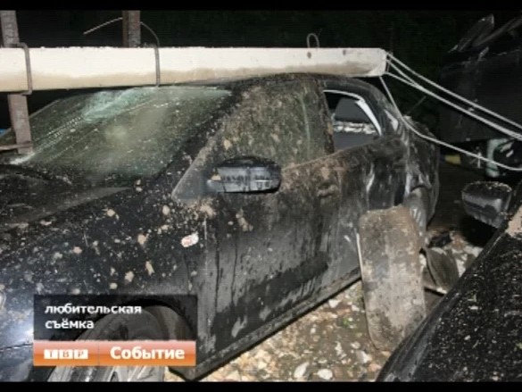 6 машин и водитель в реанимации