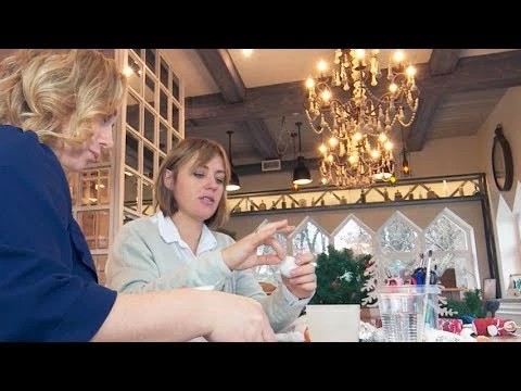 В Новый год не только борода из ваты, игрушки тоже
