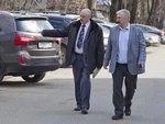 Жители жалуются советнику