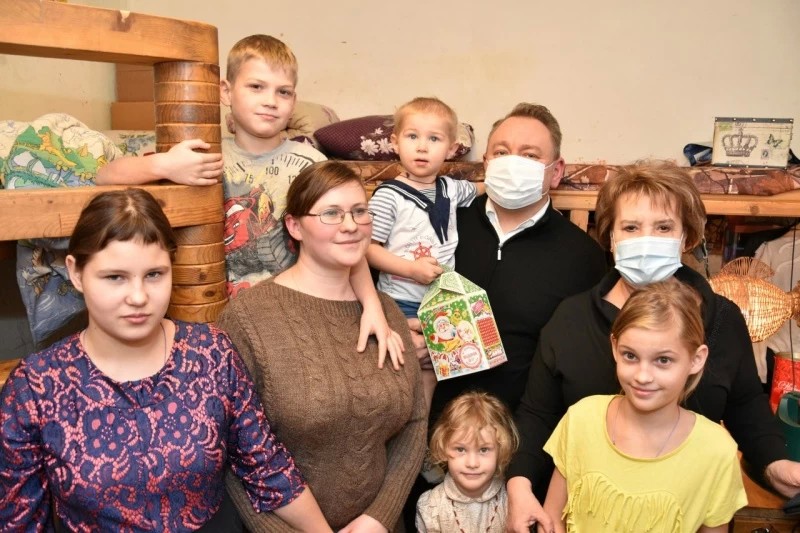 Сладкие подарки для многодетных семей
