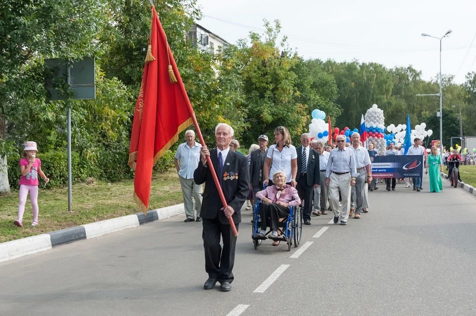 70 лет, полёт нормальный