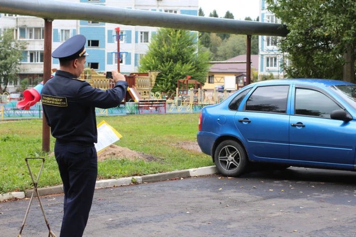 Дворы проходят проверку