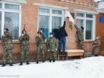 В школах устанавливают  памятные доски павшим бойцам Сергиево-Посадского ОМОНа