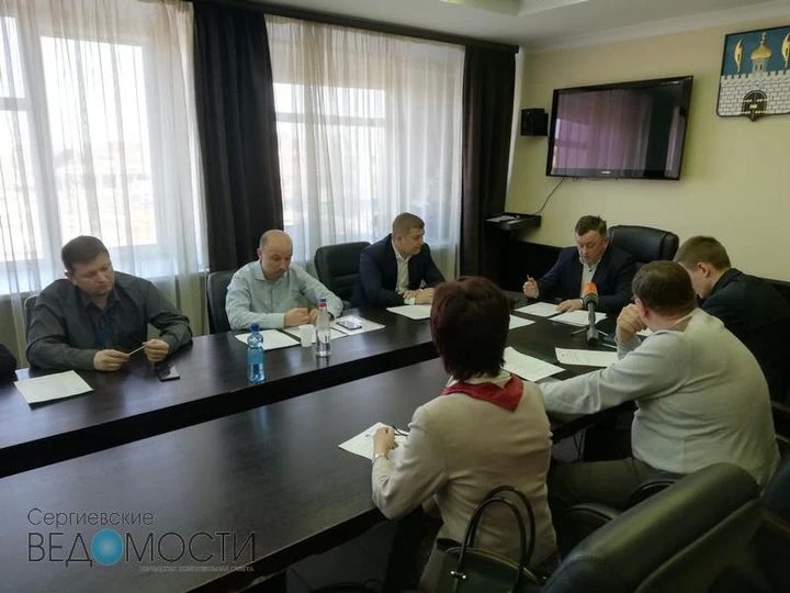 Мемориалы и памятники начали готовить к Дню Победы