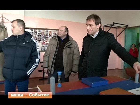 В залах бокса и борьбы физкультурно-оздоровительного центра «Орбита» в поселке Реммаш завершились ремонтные работы