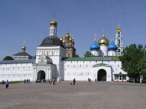 Голосуйте за Лавру!