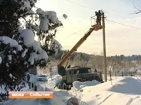 “Сергиево-Посадская электросеть” наводит порядок после разгула снежной стихии