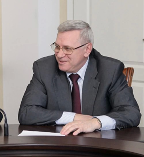 Кулуарная двойка