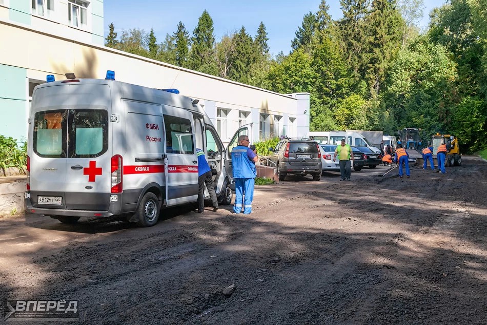 Отремонтирована дорога к скорой в Пересвете