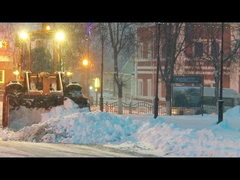 55 единиц техники убирали снег на дорогах района