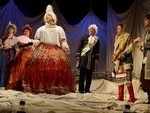 “Пока что у нас — сцена пионерлагеря”