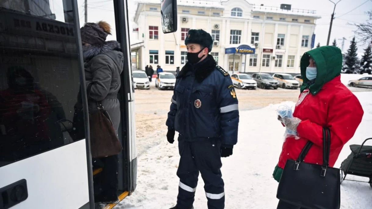 В Сергиевом Посаде прошёл рейд по соблюдению масочного режима на транспорте