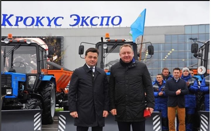 Новая техника едет в район