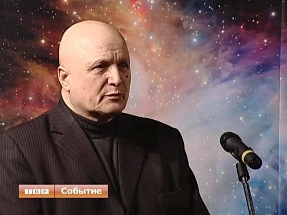 Космические тайны и человеческие достижения: выставка “Космос. Волшебное путешествие” открылась сегодня в “Конном дворе”