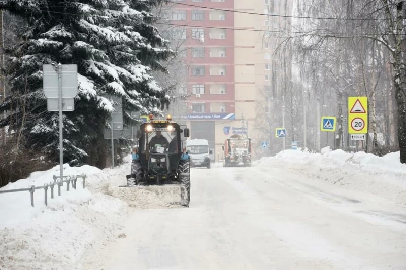 Сергиев Посад вновь заметает снегом