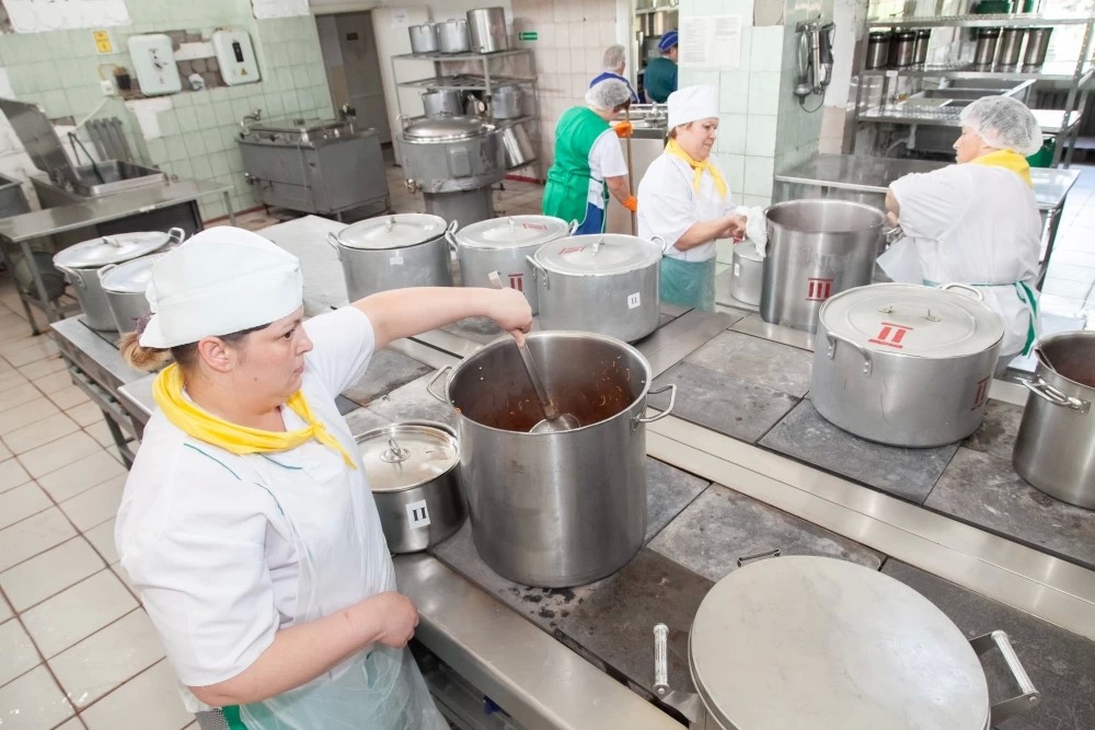 «Кормят невкусно!»