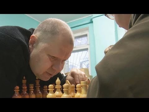 Шахматный клуб «Сплочение» не без труда осваивает новое помещение
