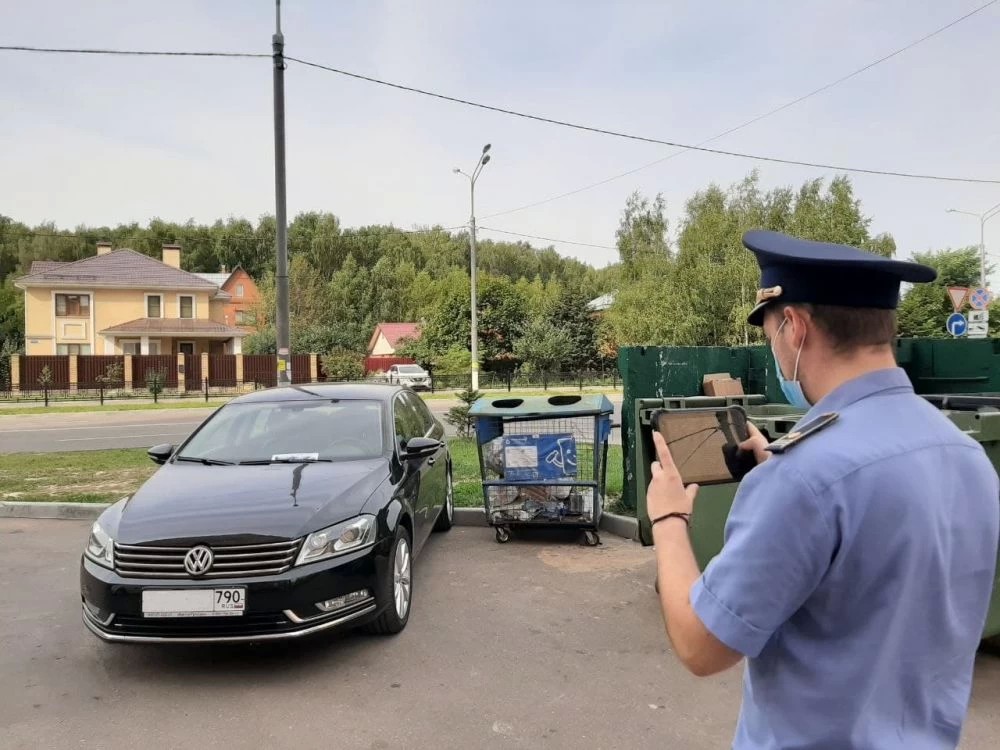 Госадмтехнадзором пресечено 23 случая препятствия автомобилями вывозу мусора в Сергиево-Посадском городском округе
