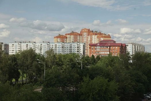 В жилые дома подают тепло