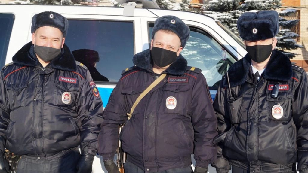 Полицейские УМВД России по Сергиево-Посадскому г.о. спасли мужчину из горящей квартиры