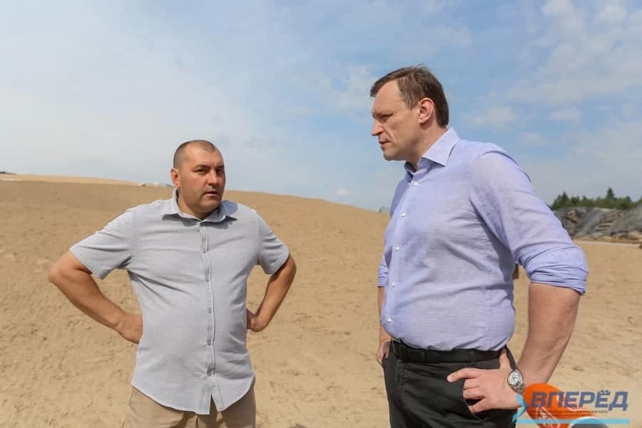 Закрытый полигон в Парфёнове посетил депутат Госдумы Сергей Пахомов