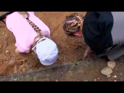 Юные археологи за работой