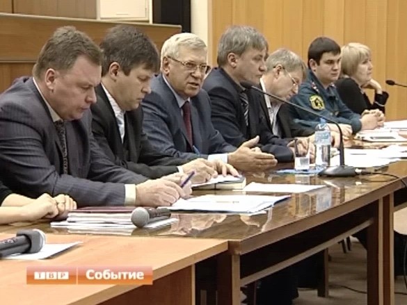 Назвался управляющей компанией - управляй